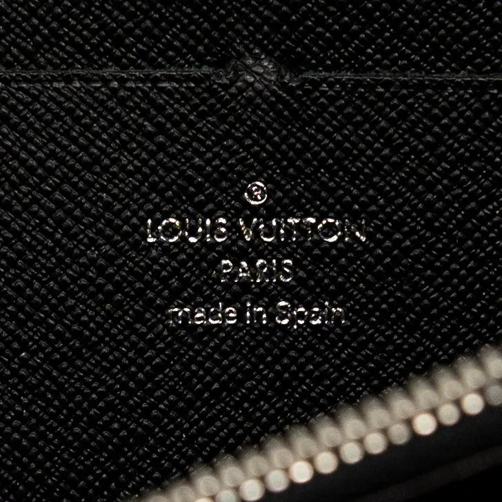 Louis Vuitton Black Epi Zippy Wallet